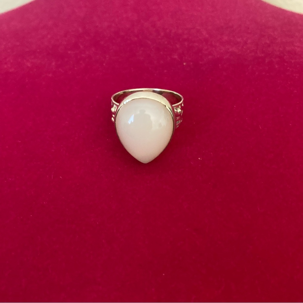 Amy Kahn Russell Moonstone 925 Silver Ring